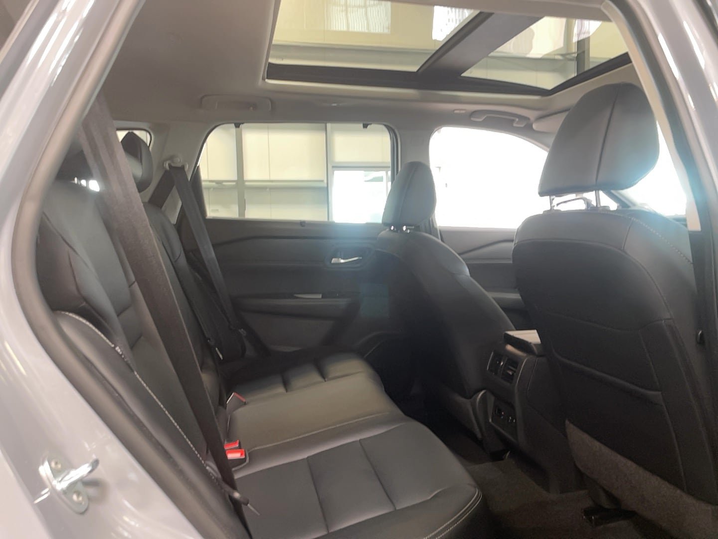 Used 2023 Nissan Rogue SL w/ SL Premium Package AWD/4WD image 6