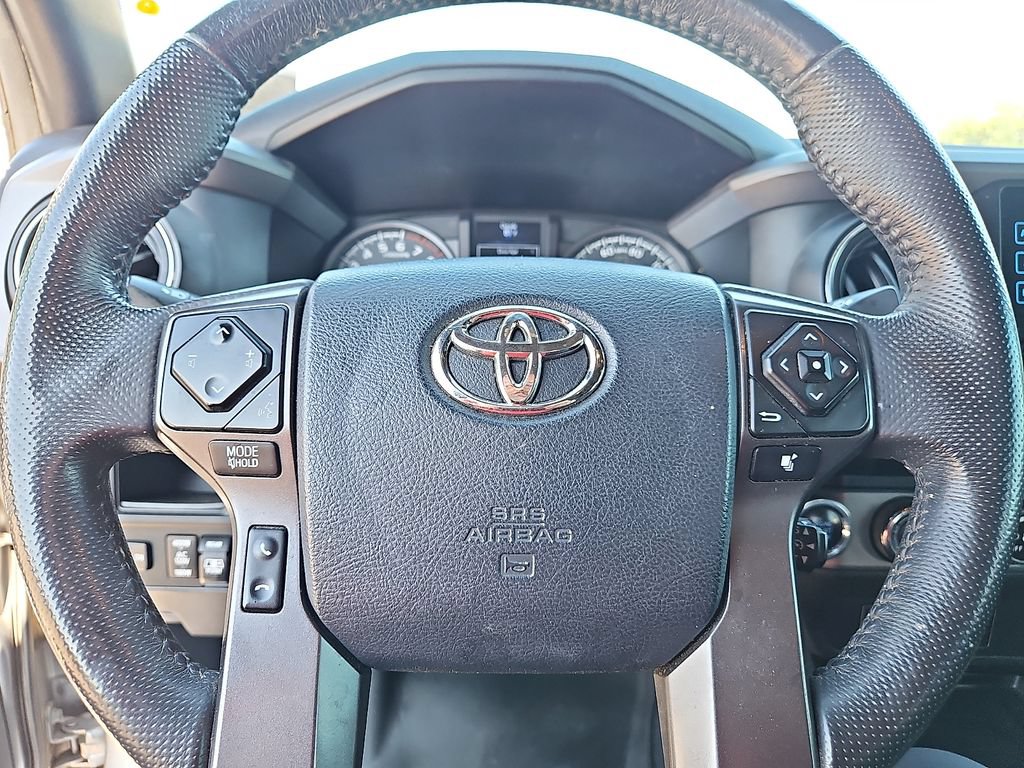 Used 2017 Toyota Tacoma TRD Off-Road w/ Tow Package (A/T) AWD/4WD image 20