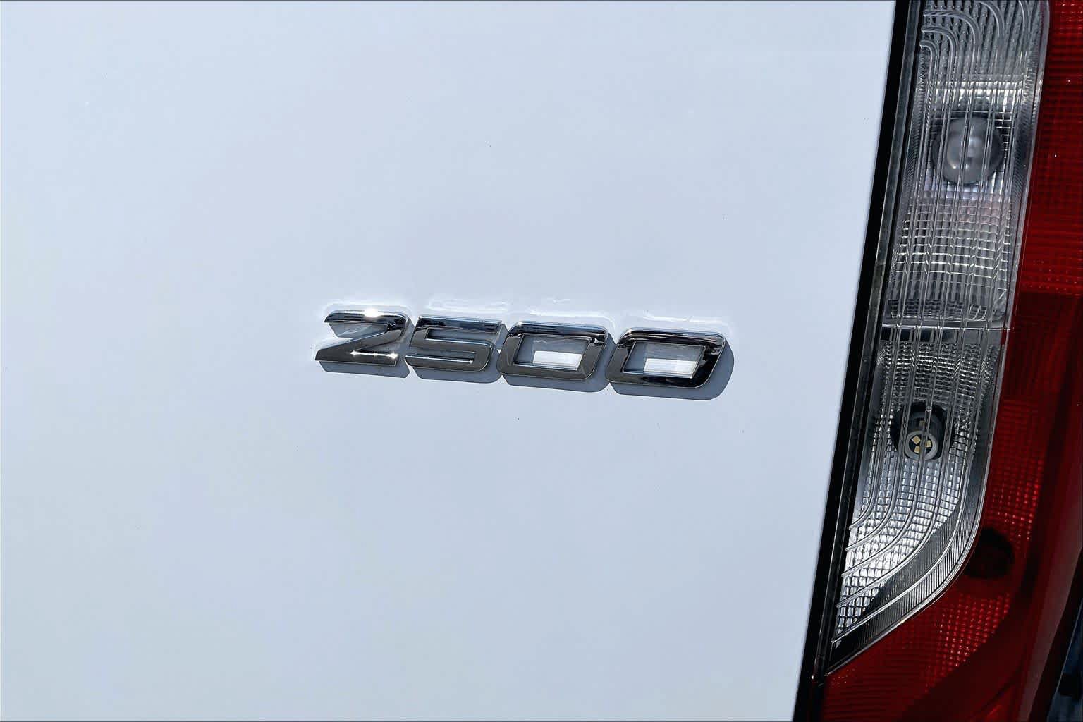 Used 2020 Mercedes-Benz Sprinter 2500 image 10
