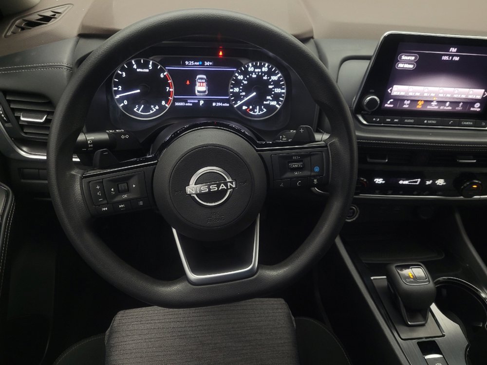 Used 2023 Nissan Rogue SV image 22