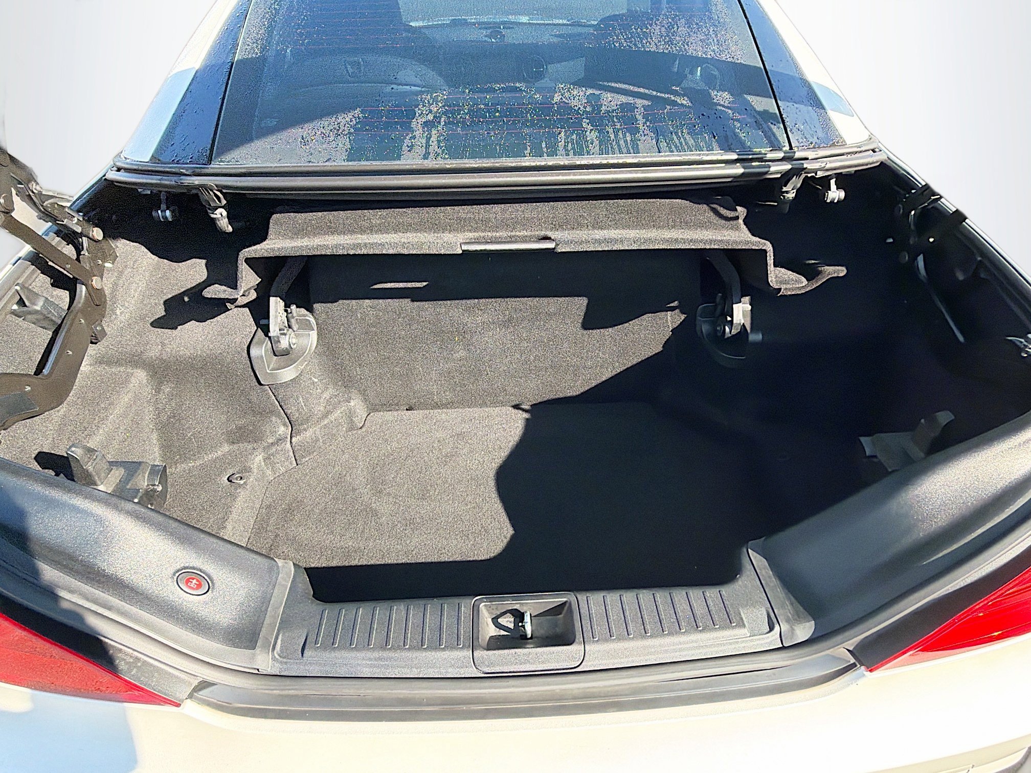 Used 2013 Mercedes-Benz SL 550 image 12