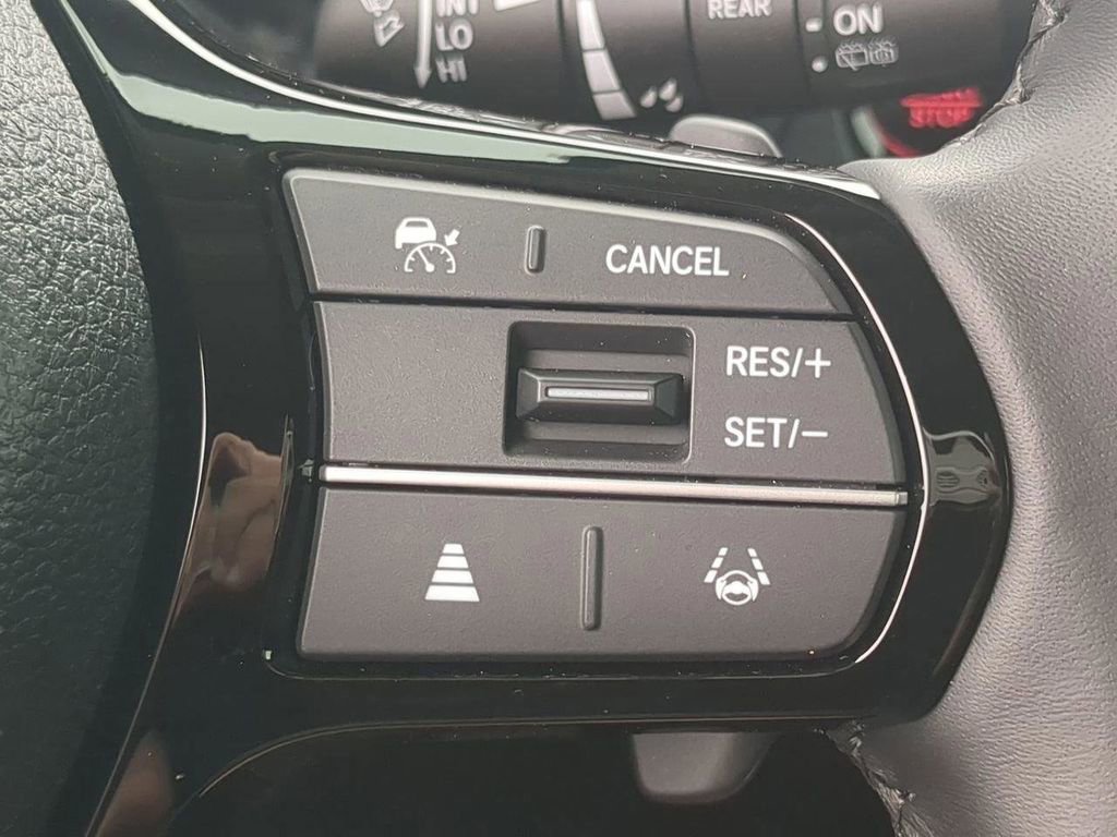 Used 2024 Honda Pilot EX-L image 25