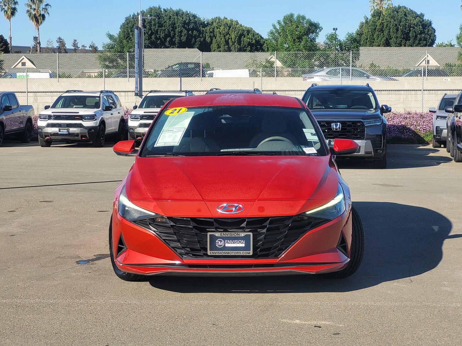 Used 2021 Hyundai Elantra SEL image 2