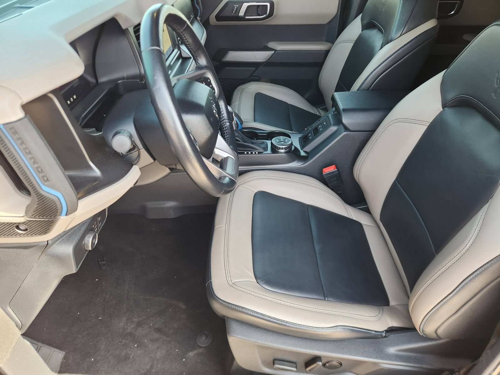 Used 2022 Ford Bronco Wildtrak AWD/4WD image 16