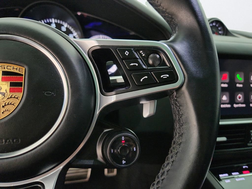 Used 2023 Porsche Cayenne GTS AWD/4WD image 21