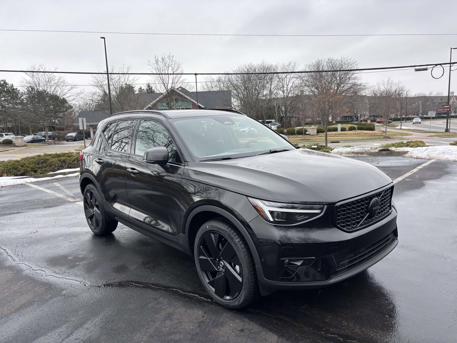 New 2026 Volvo XC40 B5 Ultra w/ Protection Package Premier