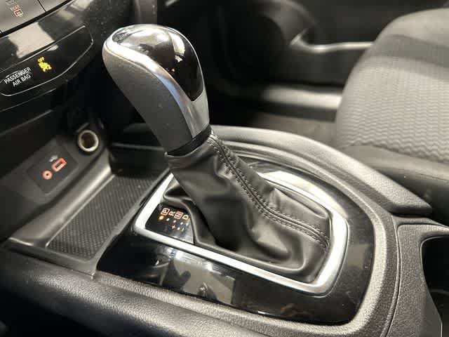 Used 2020 Nissan Rogue Sport S AWD/4WD image 24
