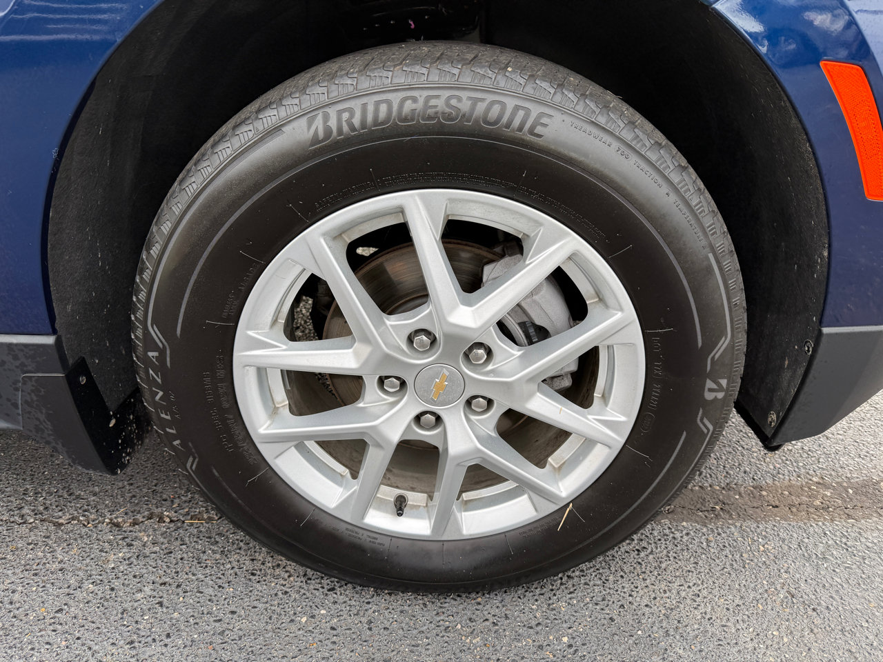 Used 2022 Chevrolet Equinox LT image 32