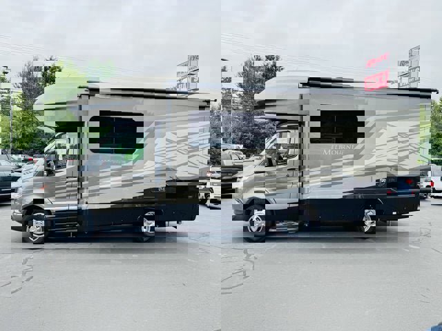 Used 2022 Mercedes-Benz Sprinter 3500 image 8