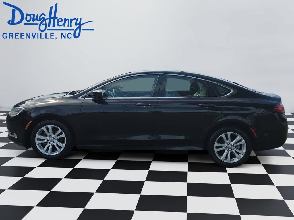 Used 2016 Chrysler 200 Limited FWD image 2