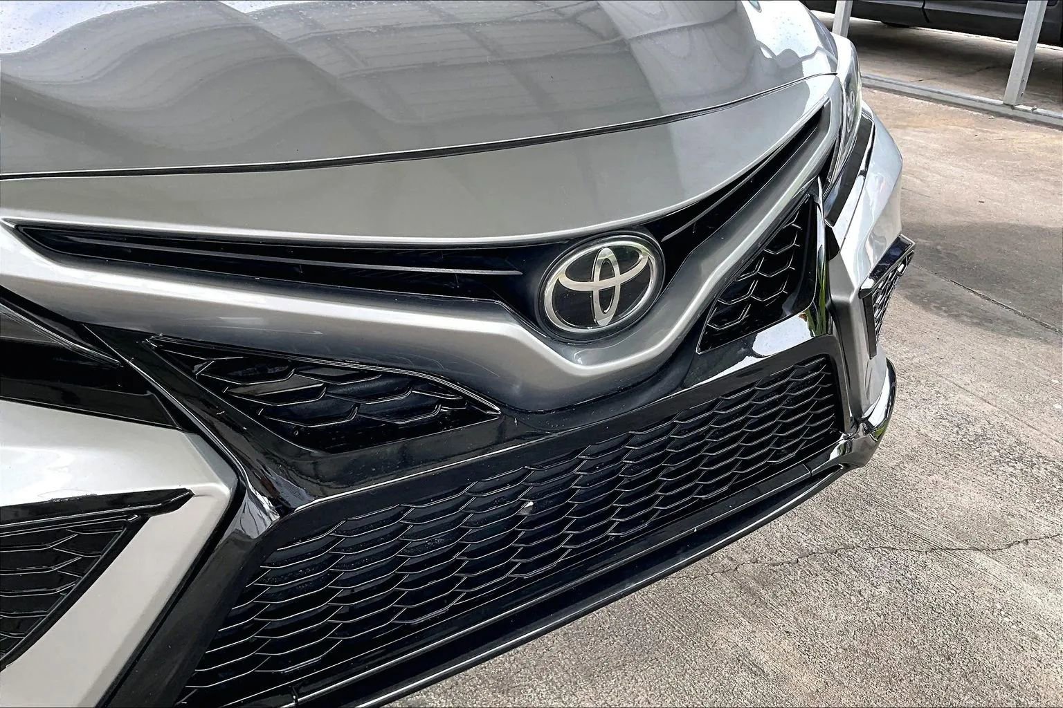Used 2021 Toyota Camry SE FWD image 29