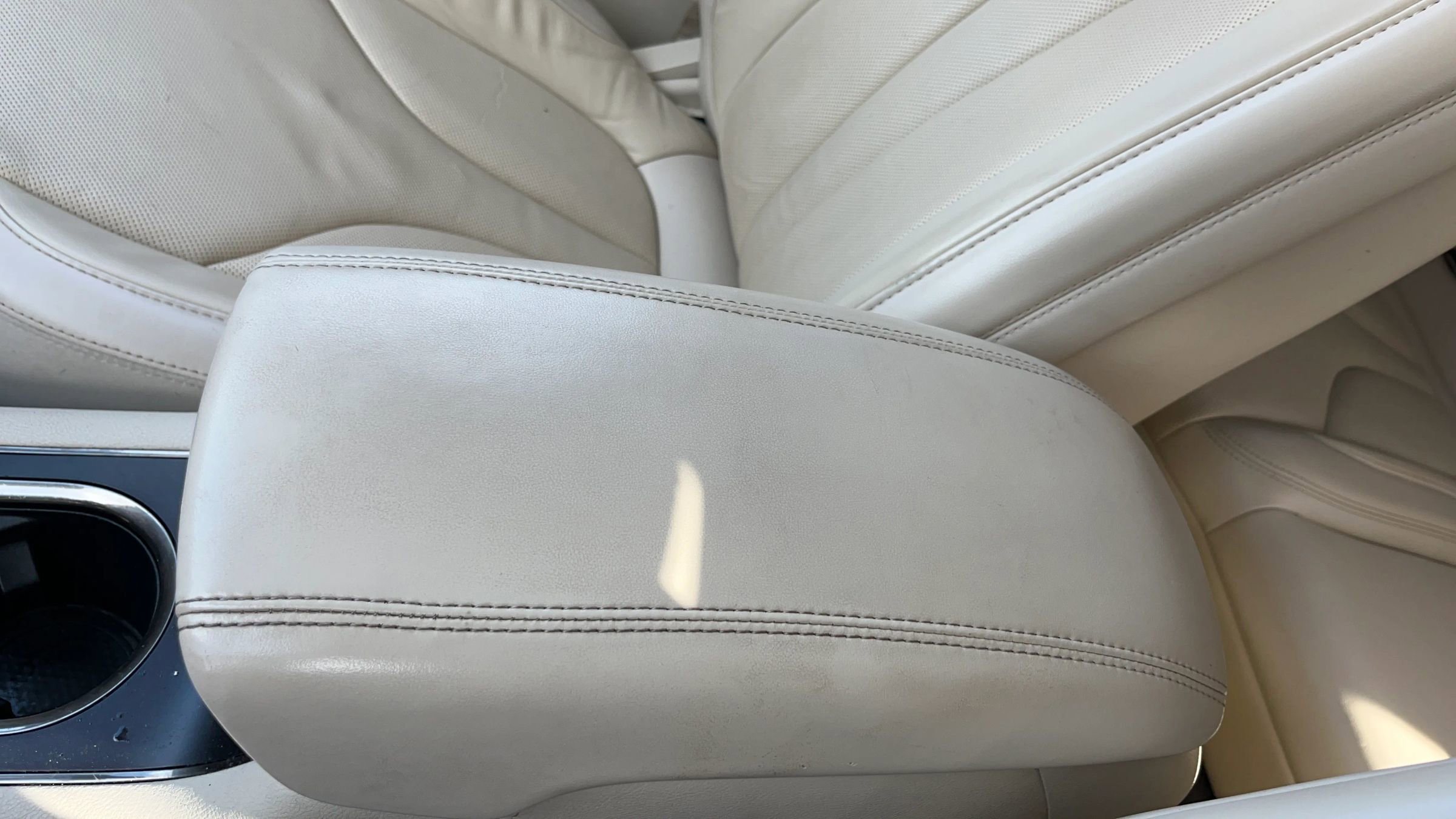 Used 2016 Lincoln MKC Reserve w/ Lincoln MKC Climate Package image 32