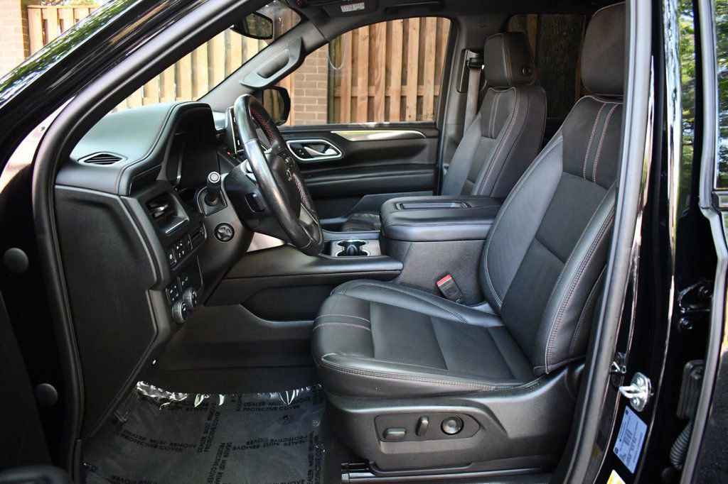 Used 2022 Chevrolet Suburban RST w/ Sport Performance Package image 25