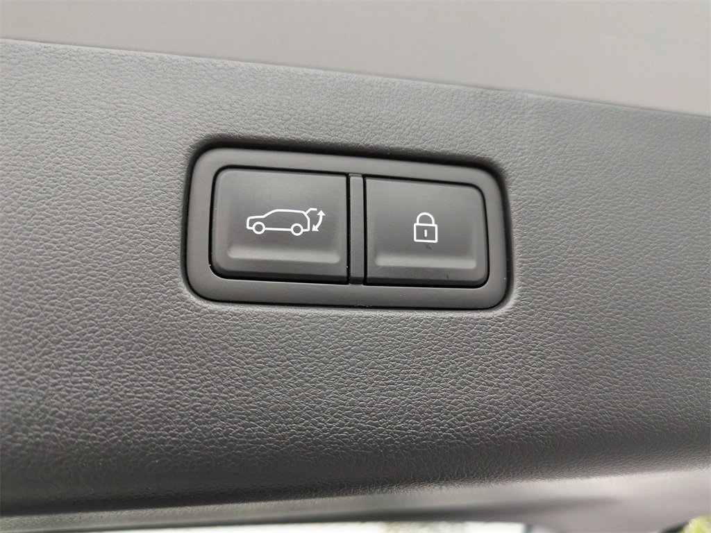 Certified 2026 Hyundai Ioniq 9 Calligraphy image 7