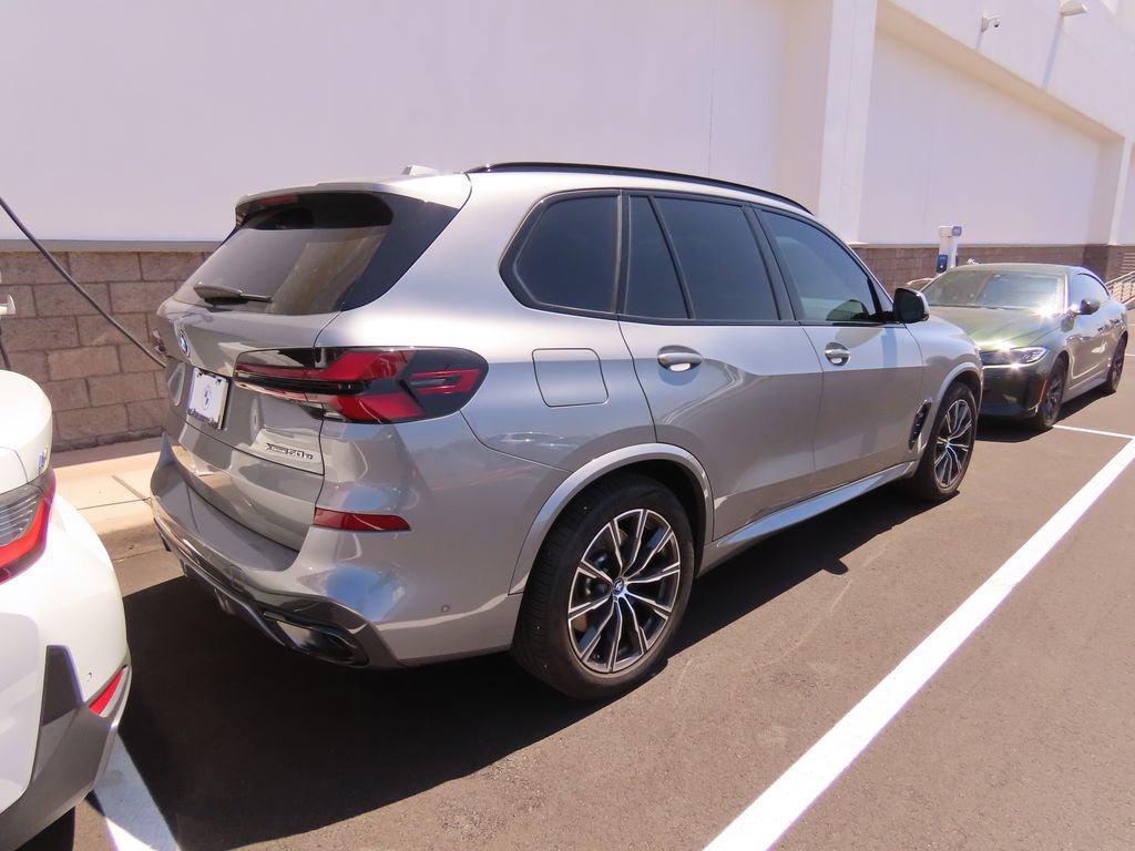 Certified 2024 BMW X5 xDrive50e w/ Executive Package AWD/4WD image 3