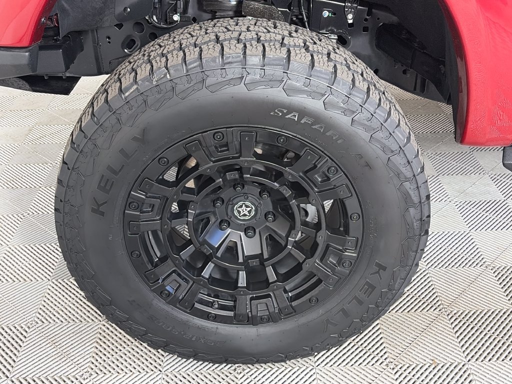 Used 2023 Ford F150 Lariat w/ Equipment Group 502A High AWD/4WD image 8