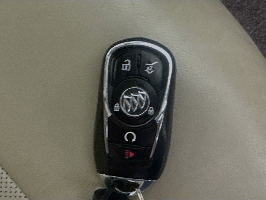 Used 2018 Buick Enclave Essence w/ Trailering Package image 38