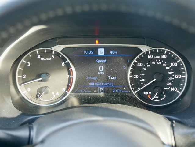 Used 2023 Nissan Altima 2.5 SV w/ SV Premium Package image 18