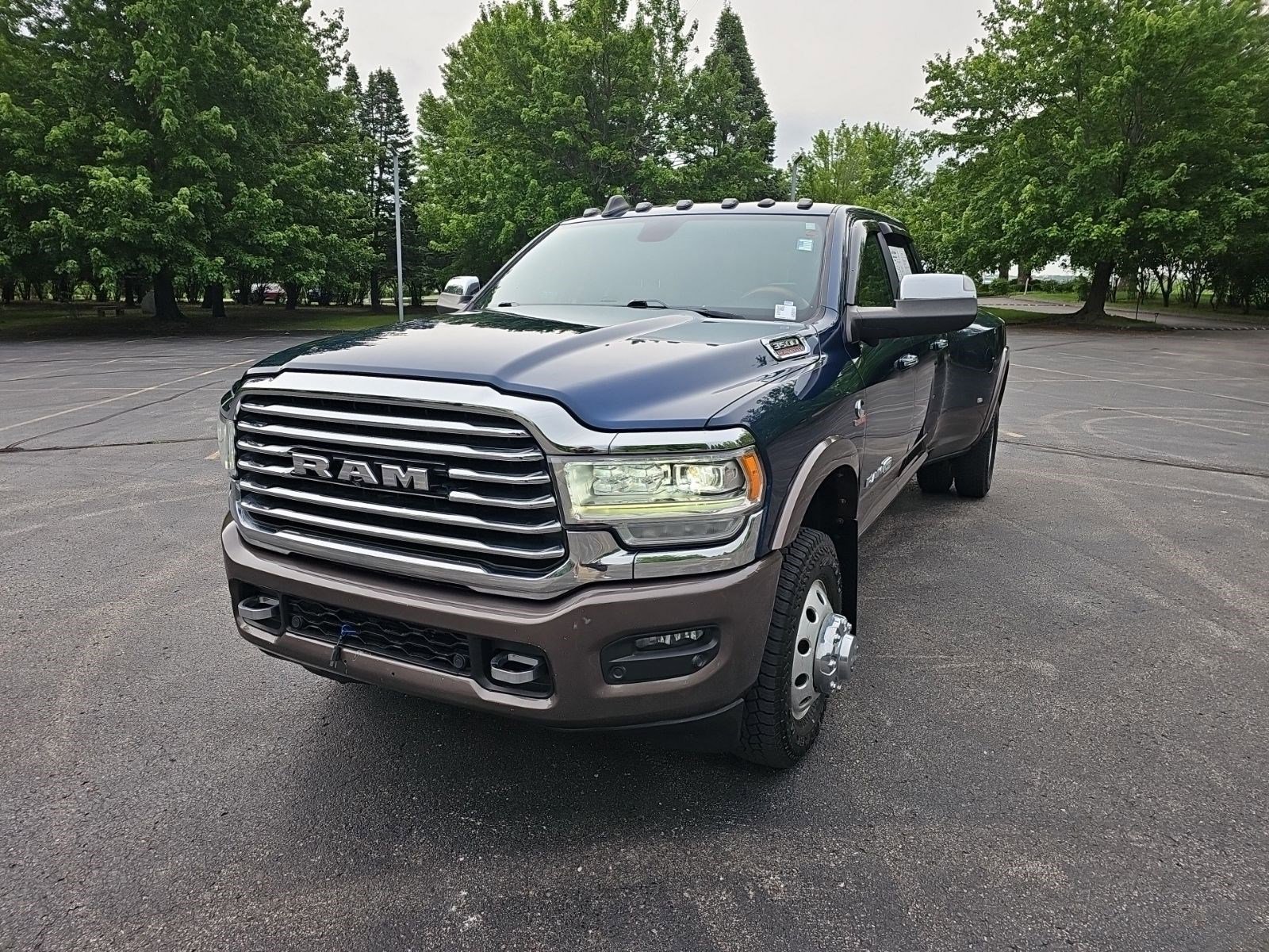 Used 2019 RAM 3500 Limited AWD/4WD image 2