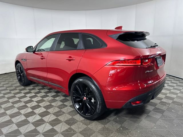 Used 2019 Jaguar F-PACE R-Sport image 5