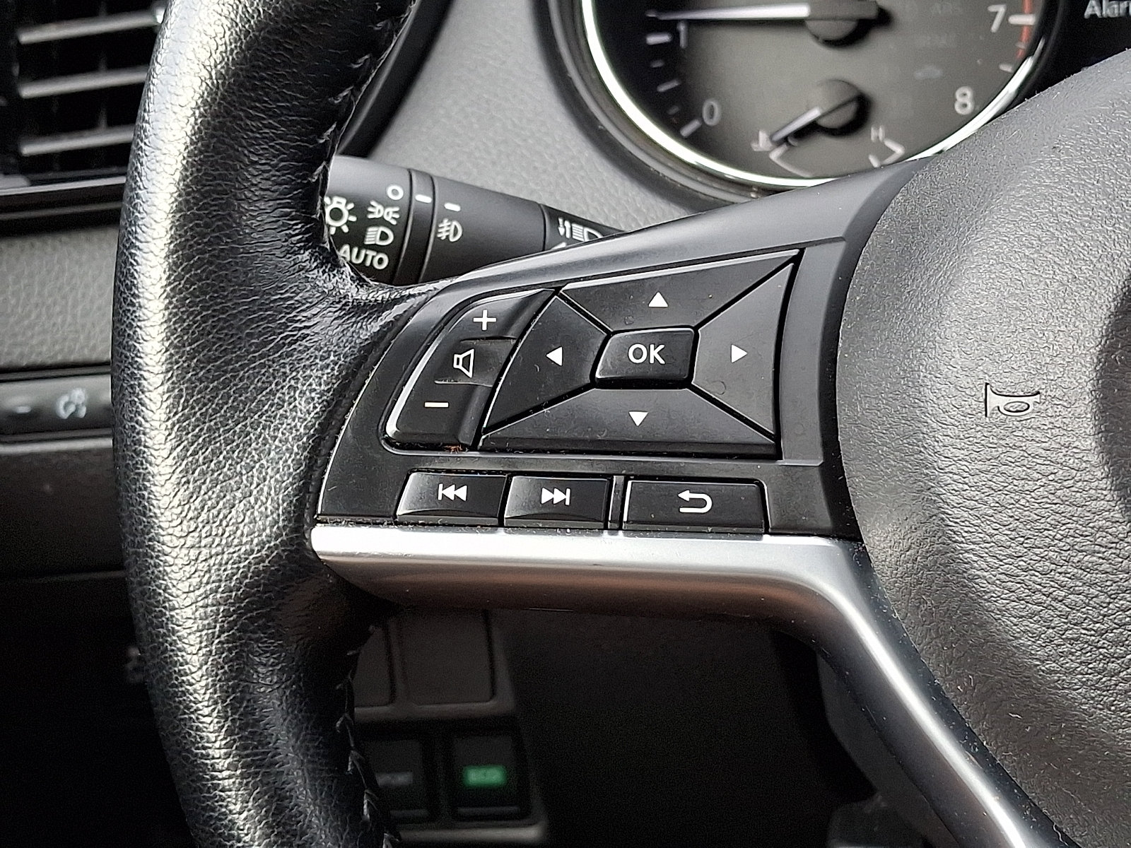 Certified 2022 Nissan Rogue Sport SV AWD/4WD image 20