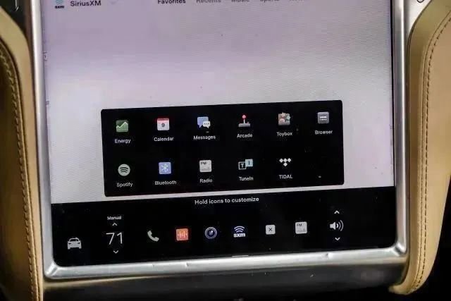 Used 2016 Tesla Model X Performance image 39