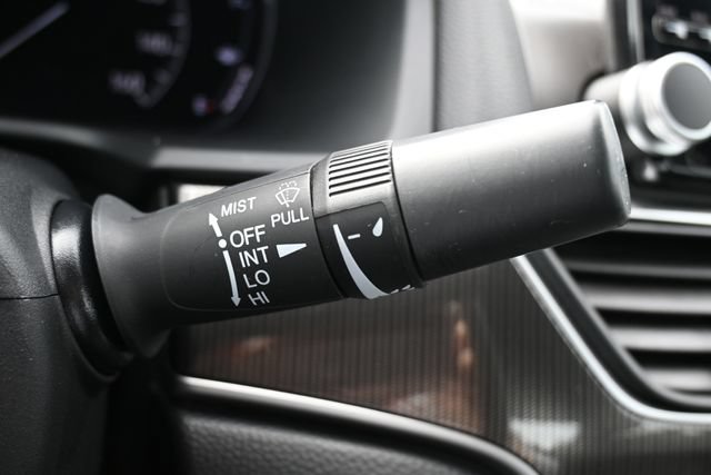 Used 2018 Honda Accord Sport image 33