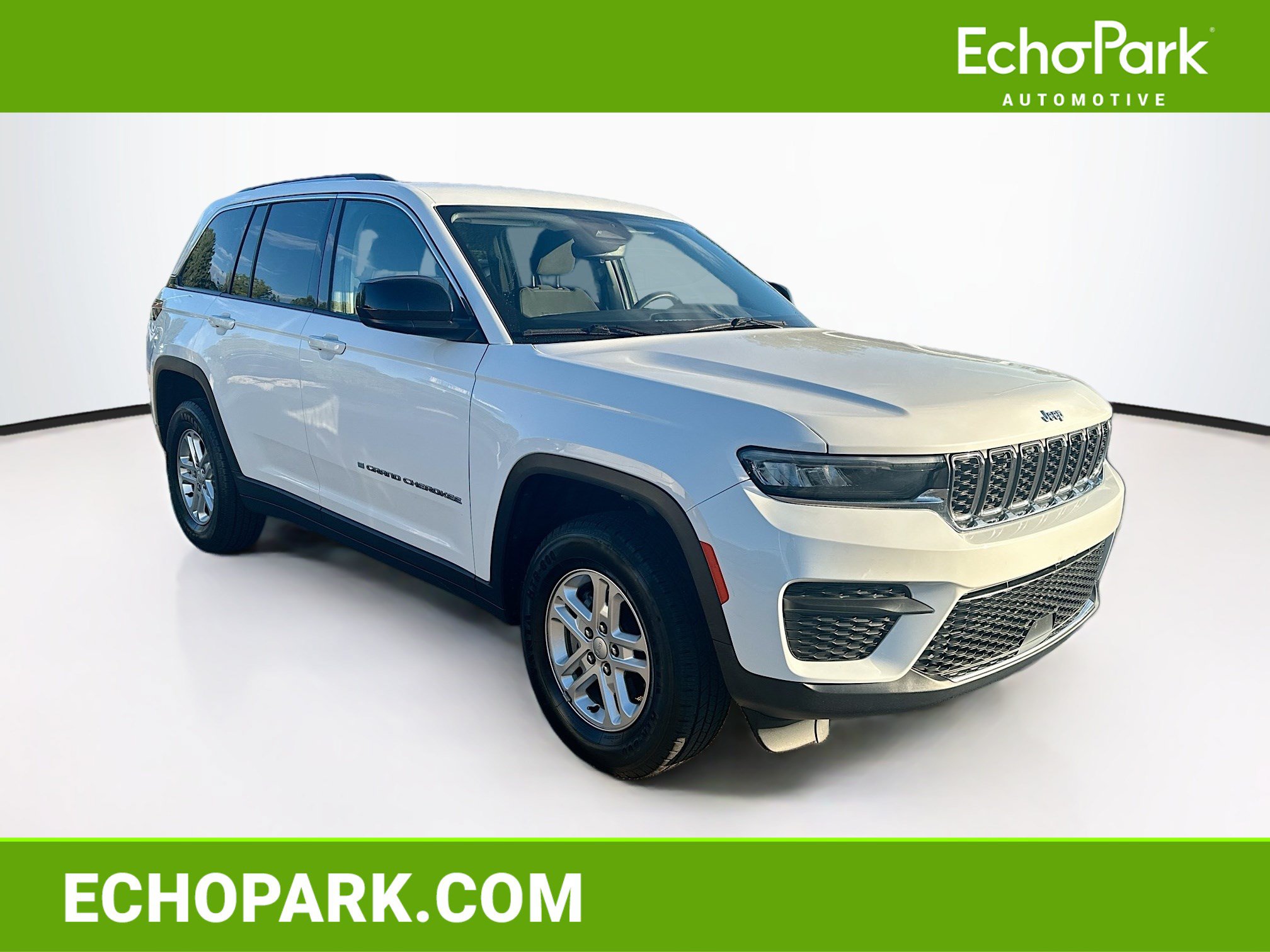 Used 2022 Jeep Grand Cherokee Laredo