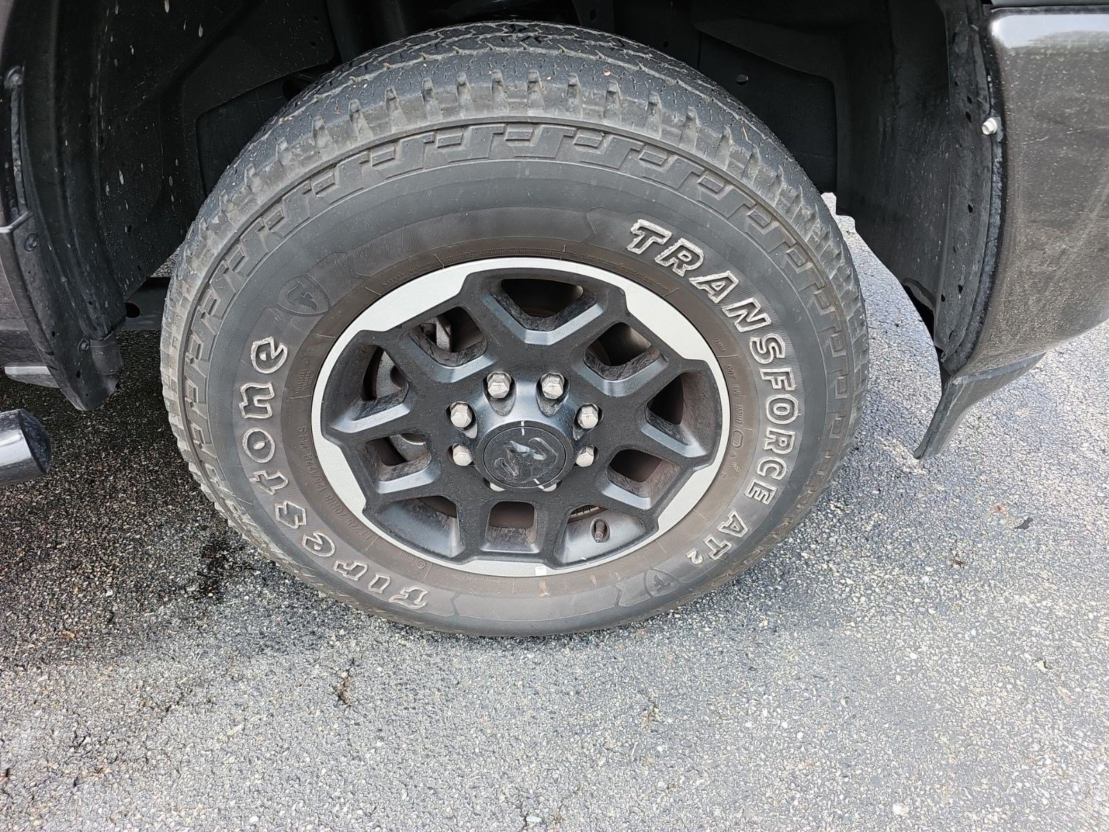 Used 2025 RAM 2500 Laramie AWD/4WD image 9