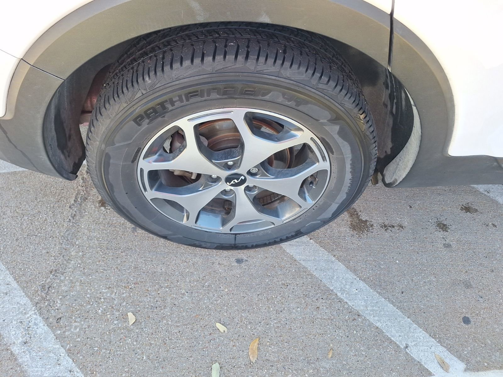 Used 2022 Kia Telluride EX w/ Towing Package image 11