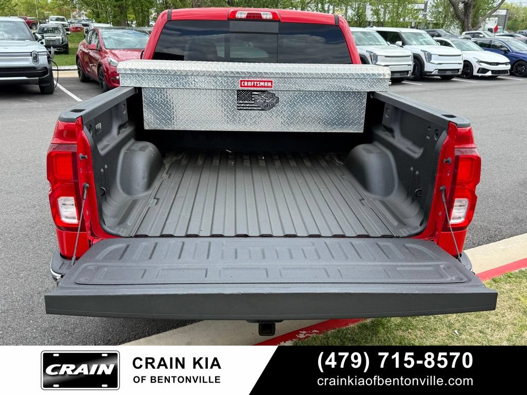 Used 2018 Chevrolet Silverado 1500 LTZ AWD/4WD image 7