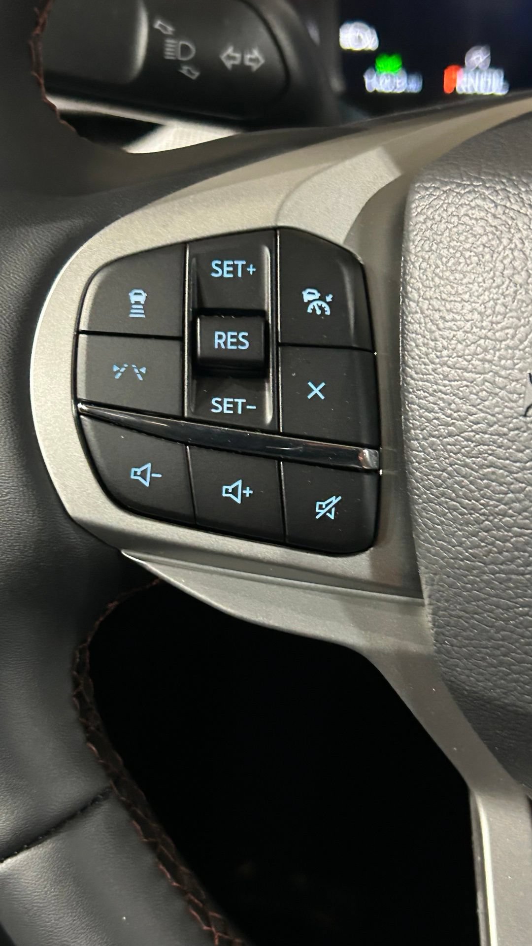New 2026 Ford Explorer Active w/ Active Comfort Package AWD/4WD image 81