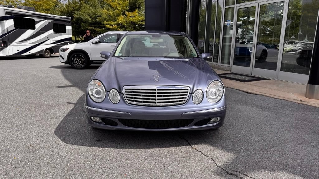 Used 2005 Mercedes-Benz E 320 CDI Sedan image 8