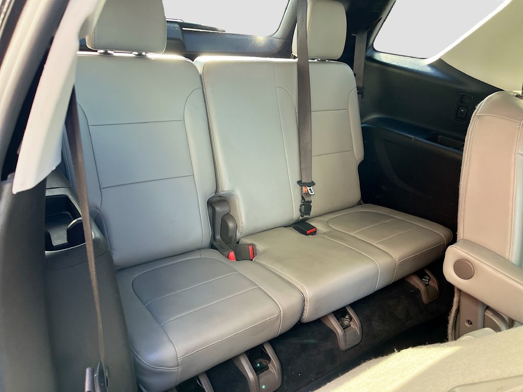 Used 2021 Chevrolet Traverse RS AWD/4WD image 29