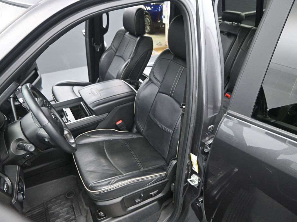 Used 2024 RAM 2500 Limited image 11