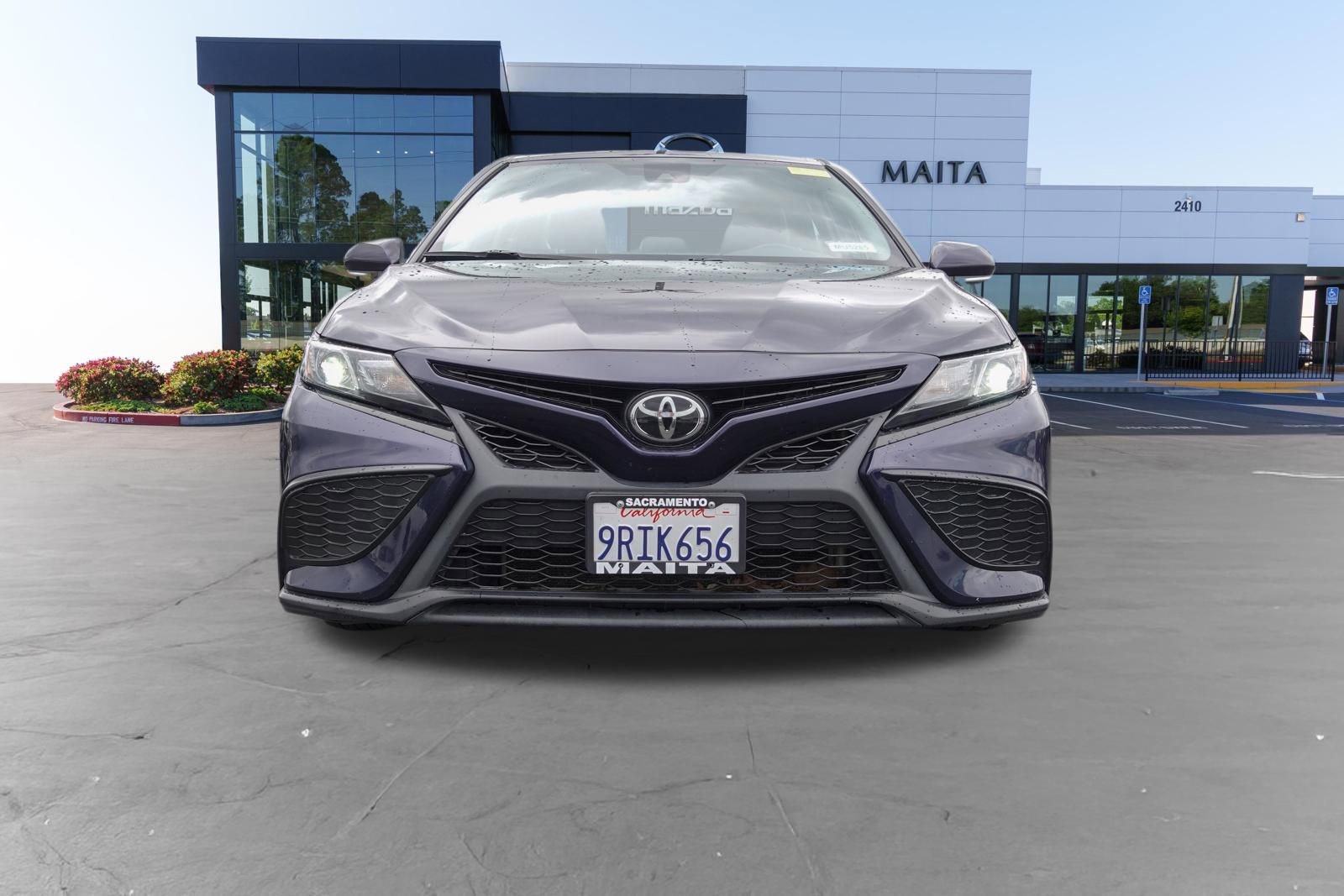 Used 2022 Toyota Camry SE FWD image 8