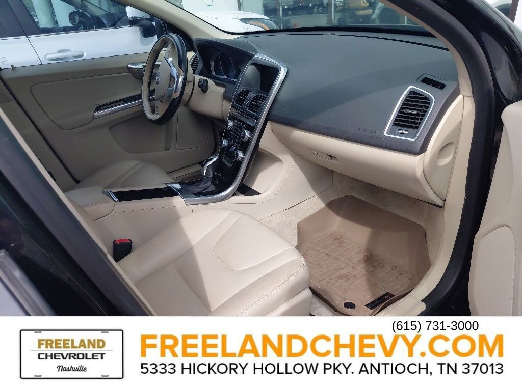 Used 2016 Volvo XC60 T5 Premier FWD image 10
