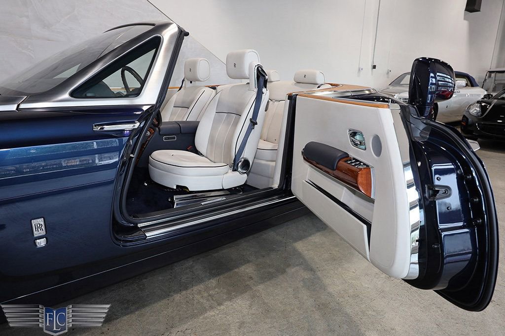 Used 2013 Rolls-Royce Phantom Drophead Coupe image 15