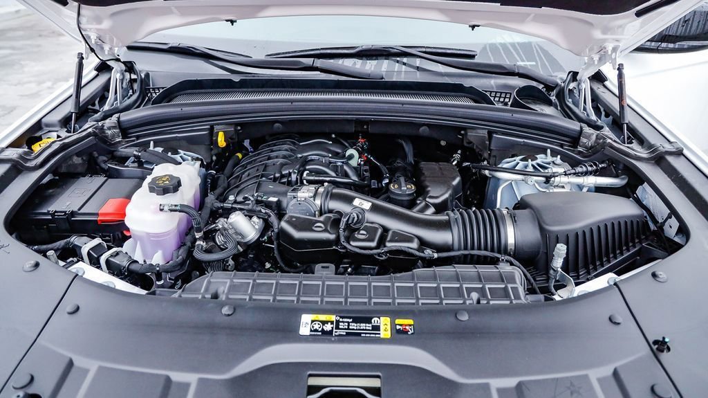 New 2025 Jeep Grand Cherokee Altitude image 28