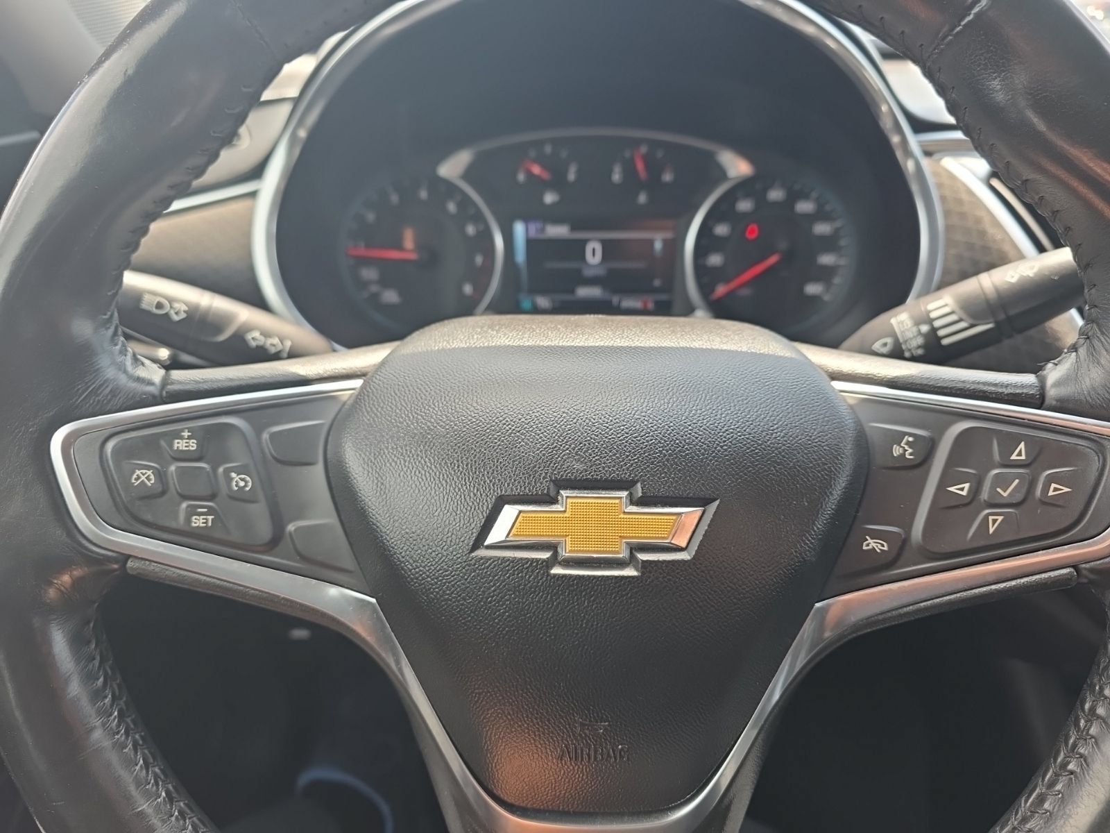 Used 2018 Chevrolet Malibu LT FWD image 13
