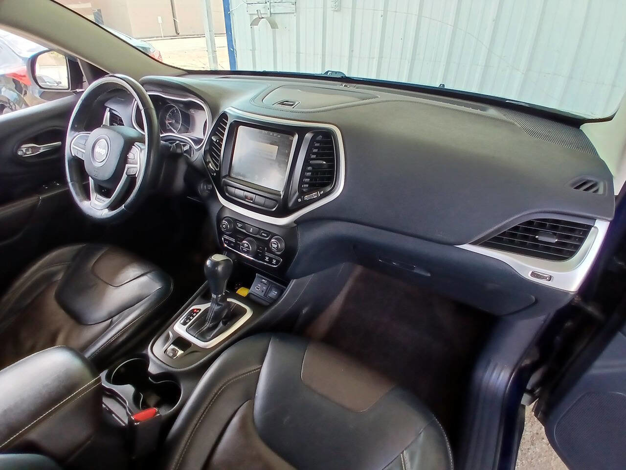 Used 2014 Jeep Cherokee Limited FWD image 16