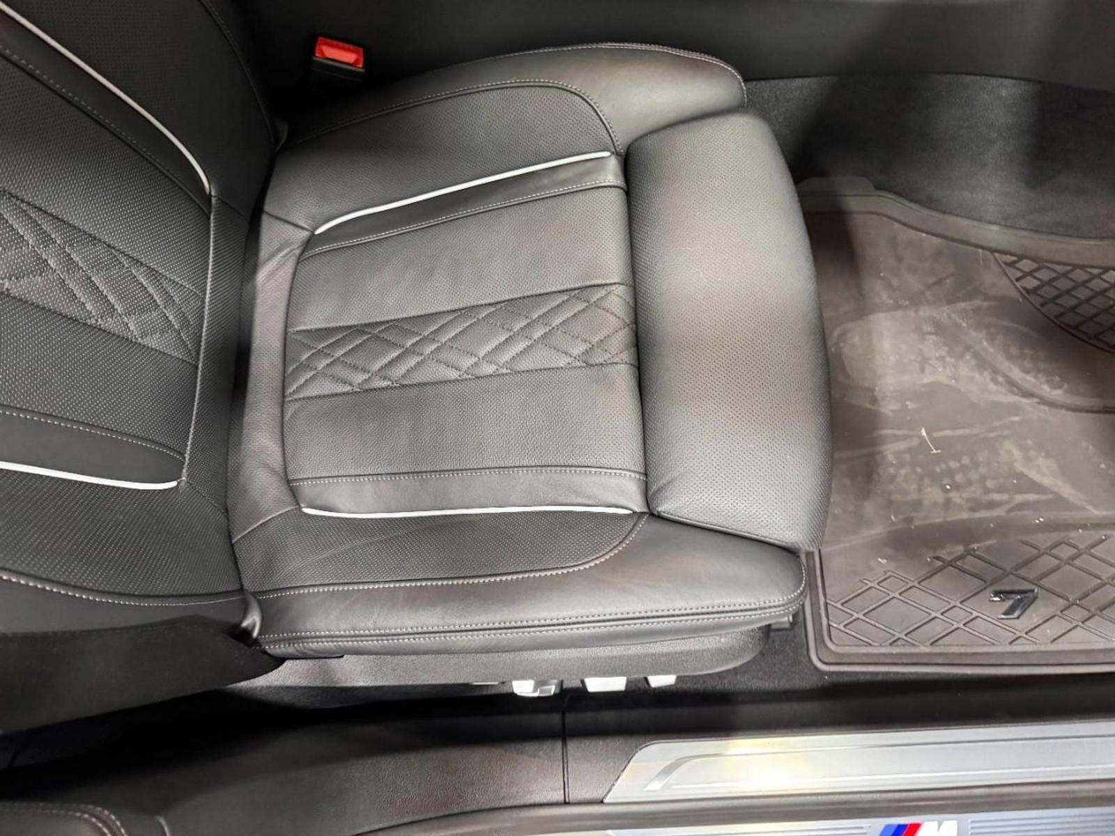 Used 2022 BMW 750i xDrive w/ Executive Package image 20