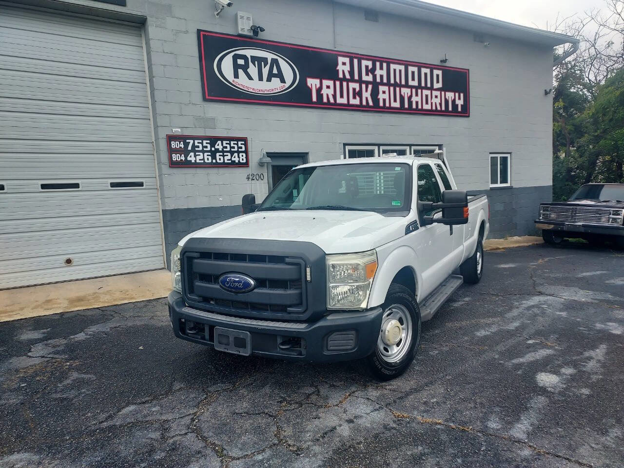 Used 2015 Ford F250 XL w/ Power Equipment Group image 4
