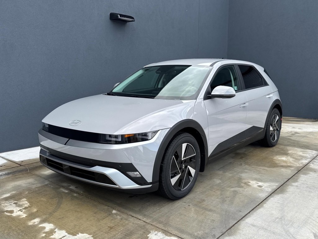 New 2026 Hyundai Ioniq 5 SEL
