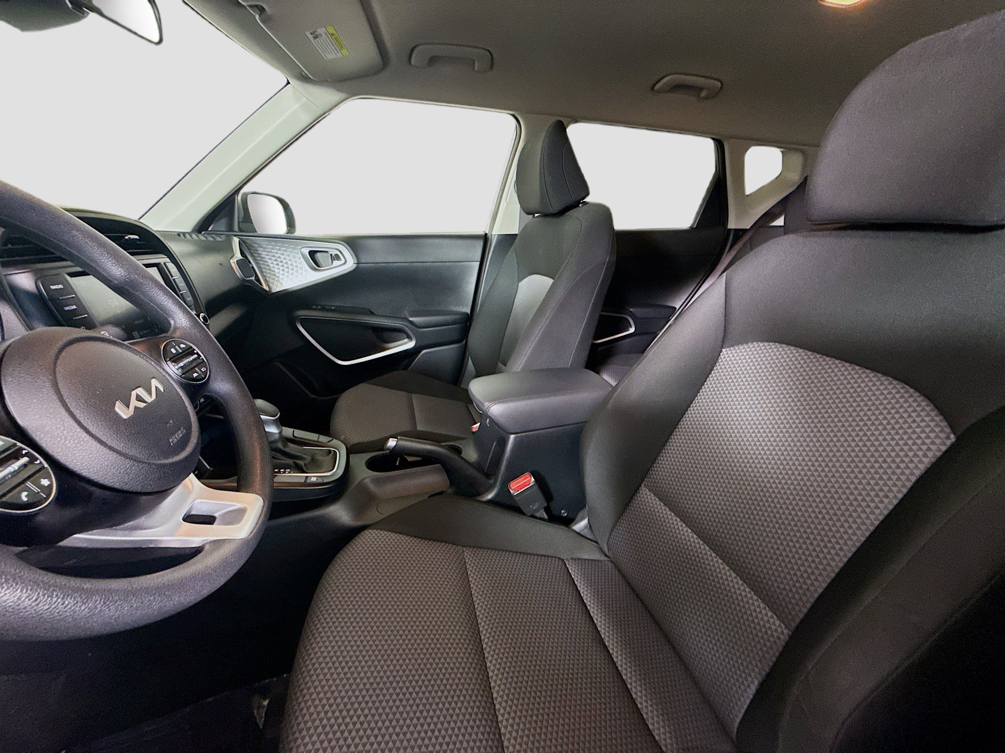 Used 2024 Kia Soul LX w/ Option Group 015 image 21