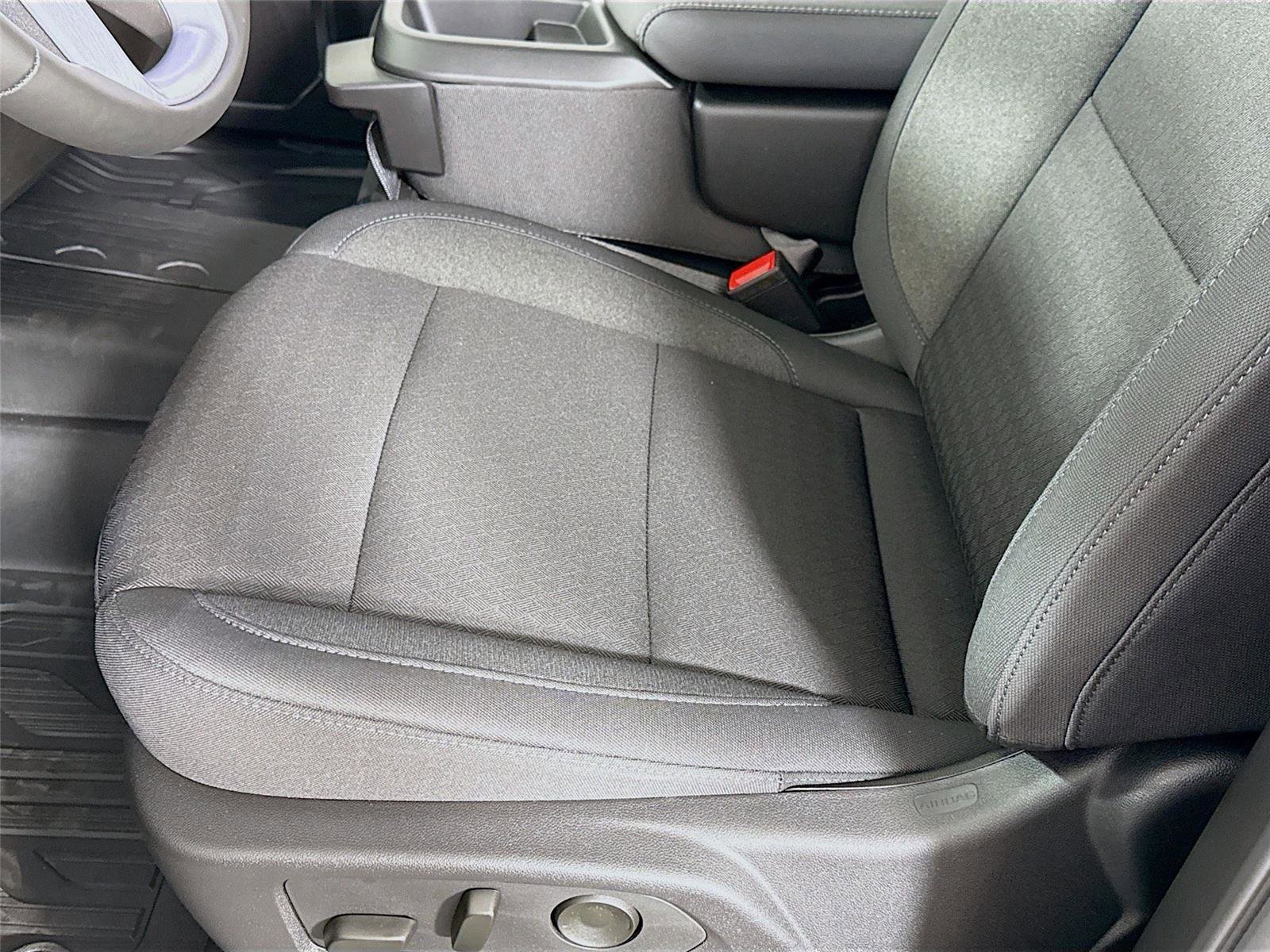 New 2026 GMC Sierra 1500 Elevation image 13