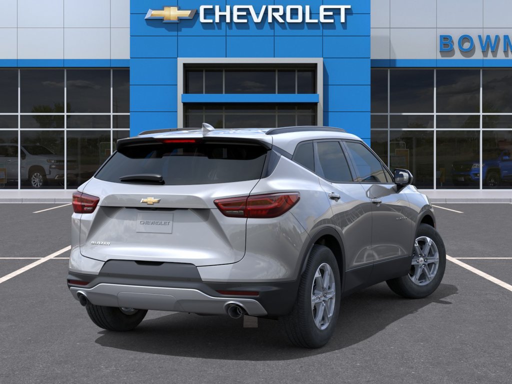 New 2026 Chevrolet Blazer LT w/ Convenience Package FWD image 4
