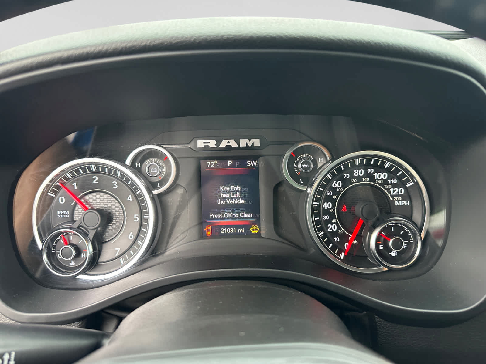 Used 2023 RAM 1500 Big Horn AWD/4WD image 15