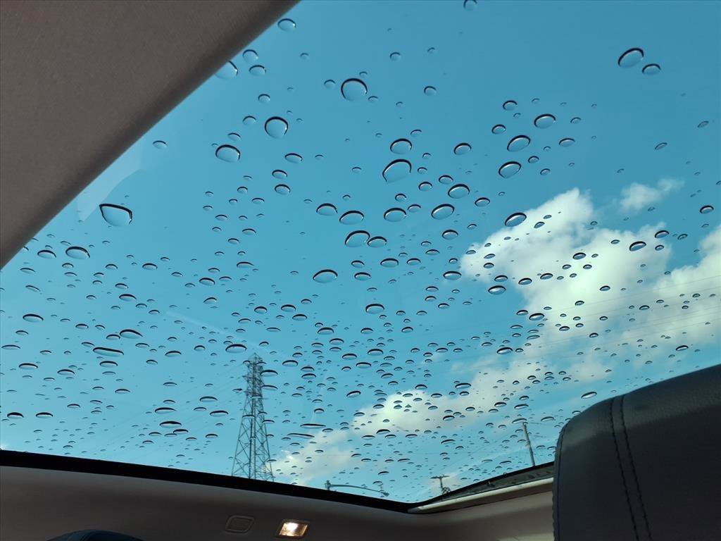 Used 2020 Land Rover Range Rover Evoque SE image 15