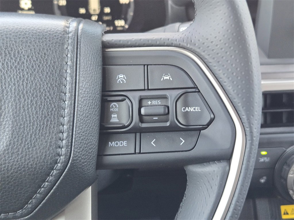 Used 2025 Toyota 4Runner TRD Off-Road image 24